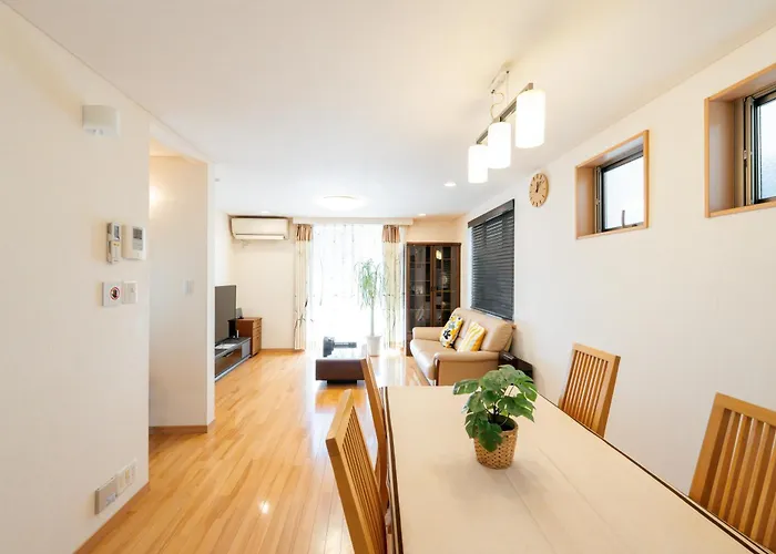 Higashi Shinjuku Modern House