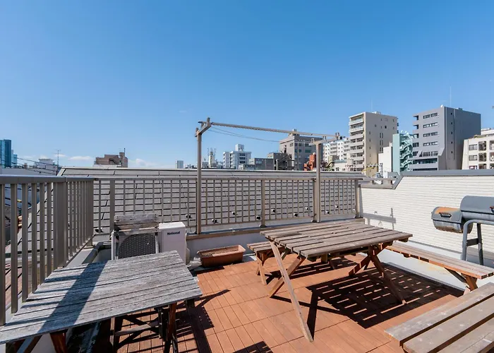 Higashi Shinjuku Modern House